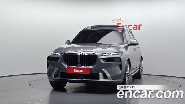 BMW X7 (G07) xDrive 40i Design Pure Excellence 6인승, 2023 3