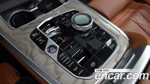 BMW X7 (G07) xDrive 40i Design Pure Excellence 6인승, 2023 9