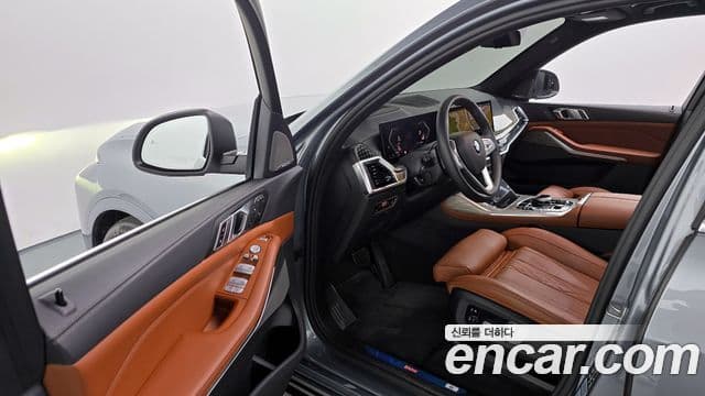 BMW X7 (G07) xDrive 40i Design Pure Excellence 6인승, 2023 10