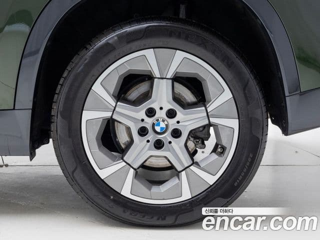 BMW X1 (U11) xDrive 20i xLine, 2025 все фото