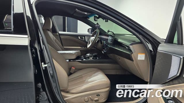 Kia K8 гибрид Noblesse, 2023 11