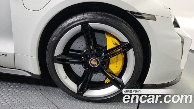 Porsche 타이칸 турбо S, 2021 все фото