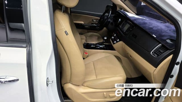 Kia The / новый New Carnival Prestige, 2019 12