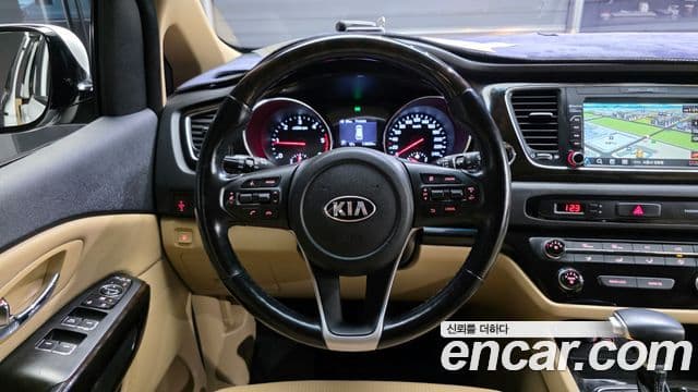 Kia The / новый New Carnival Prestige, 2019 13