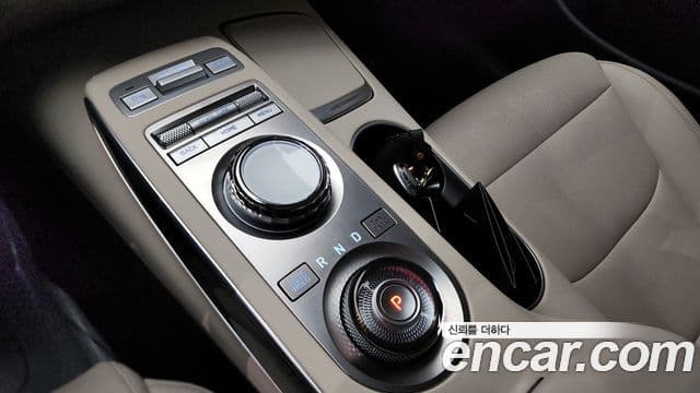 Genesis GV70, 2024 9