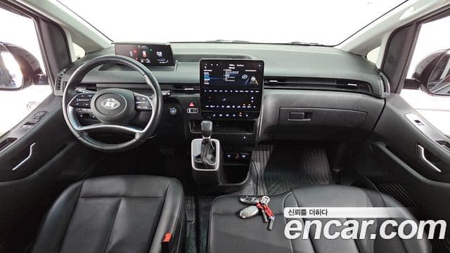 Hyundai Staria Modern, 2025 7