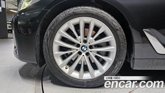 BMW 5시리즈 (G30) Luxury, 2023 все фото