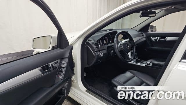 Mercedes-Benz C-класс W204 Avantgarde, 2012 10