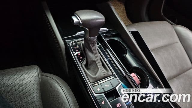 Kia All New K7 гибрид Prestige, 2017 9