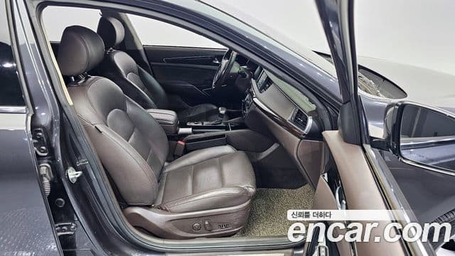 Kia All New K7 гибрид Prestige, 2017 11