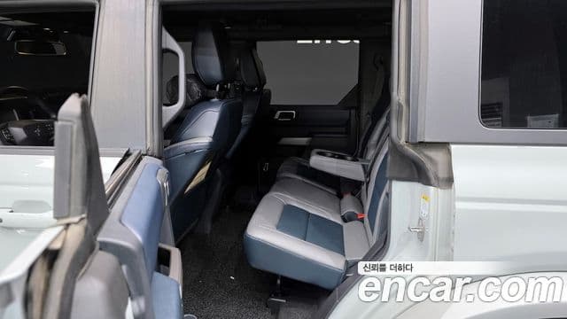 Ford Bronco 6세대 2.7 outer Banks, 2023 20