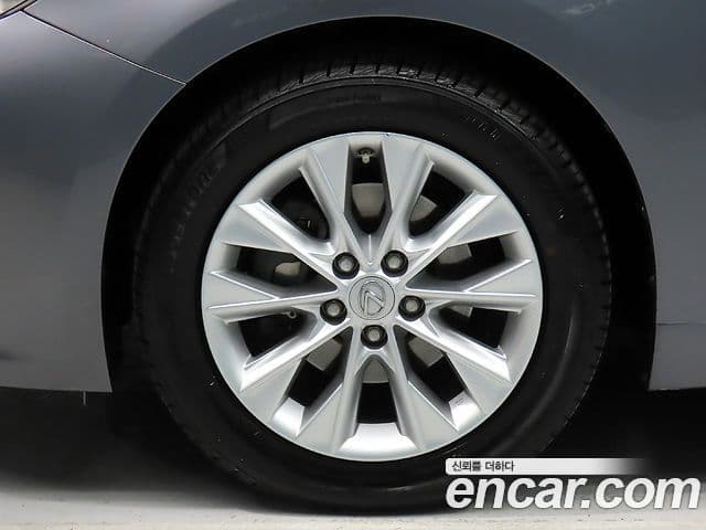 Lexus New ES300h XV60, 2015 20