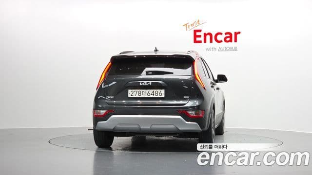 Kia D All New Niro Prestige, 2022 4