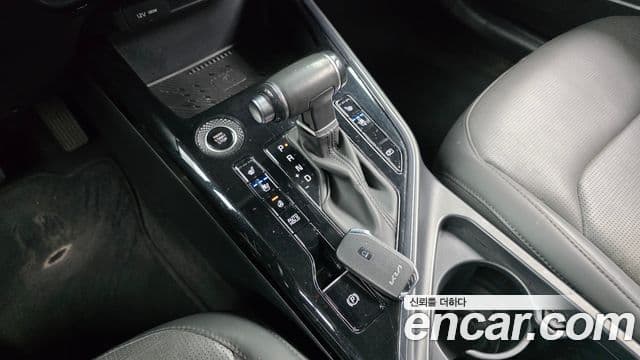 Kia D All New Niro Prestige, 2022 9