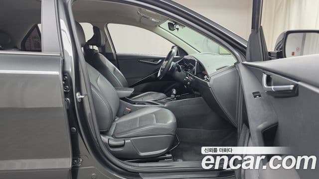 Kia D All New Niro Prestige, 2022 11