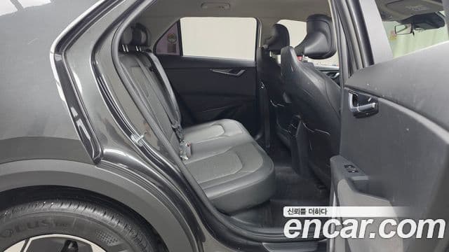 Kia D All New Niro Prestige, 2022 12