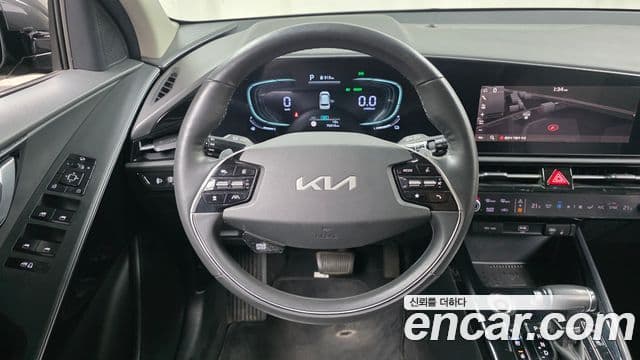 Kia D All New Niro Prestige, 2022 13