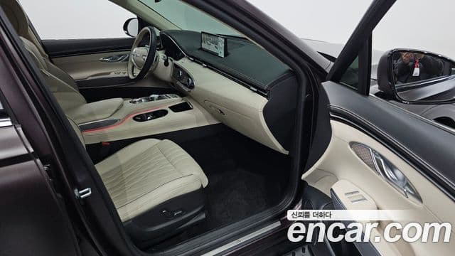 Genesis GV70, 2024 10