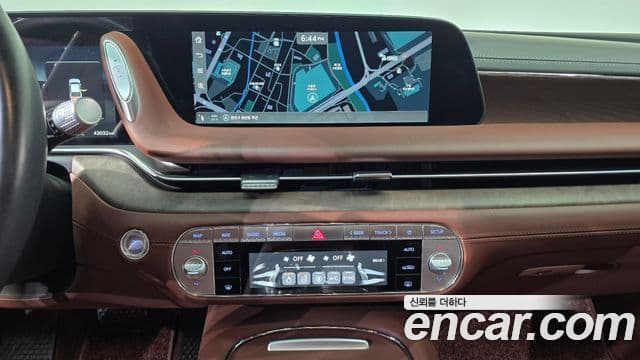 Genesis G90 (RS4) бензин 3.5 турбо AWD, 2023 14