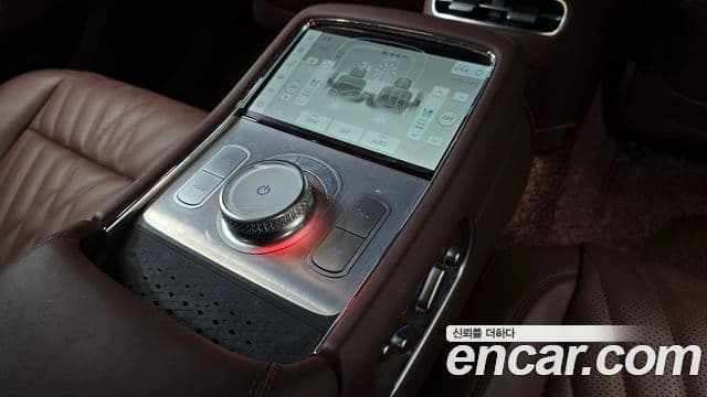 Genesis G90 (RS4) бензин 3.5 турбо AWD, 2023 18