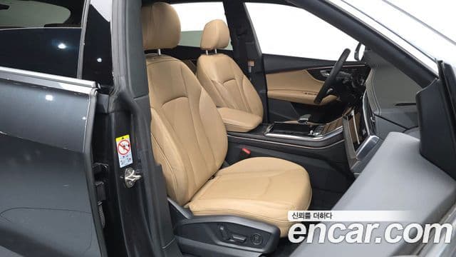 Audi Q8 (4M) Premium, 2023 10