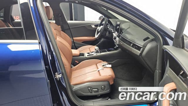 Audi A4 (B9) Premium, 2023 11