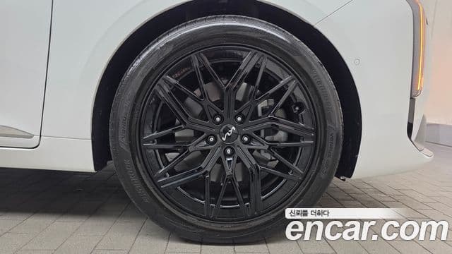 Kia The / новый New K8 Signature, 2025 все фото