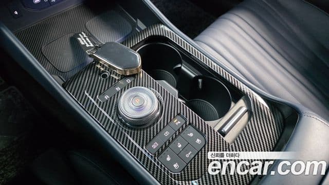 Kia The / новый New K8 Signature, 2025 9