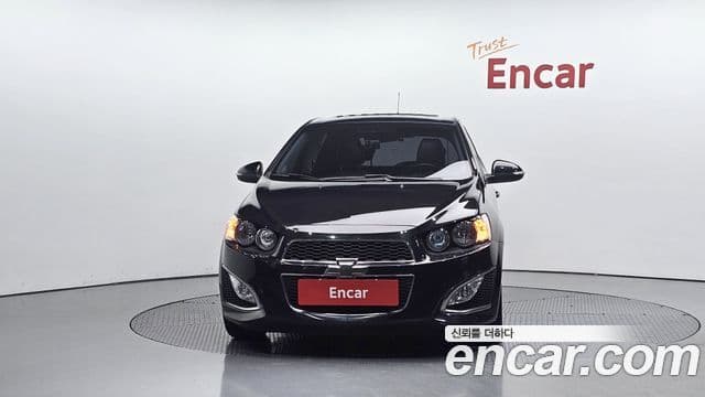 Chevrolet(GM대우) 아베오 хэтчбек 1.4 турбо RS, 2015 3