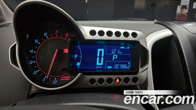 Chevrolet(GM대우) 아베오 хэтчбек 1.4 турбо RS, 2015 8