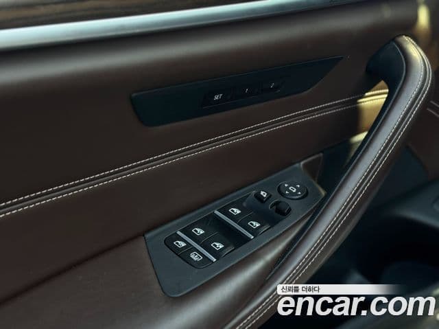 BMW 5시리즈 (G30) 530i M Sport Plus, 2018 12