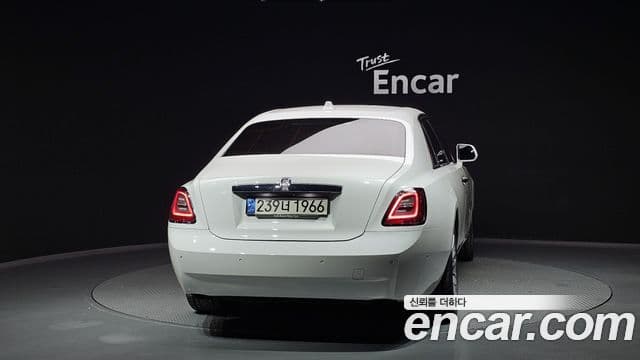 Rolls-Royce 고스트 2세대, 2021 4