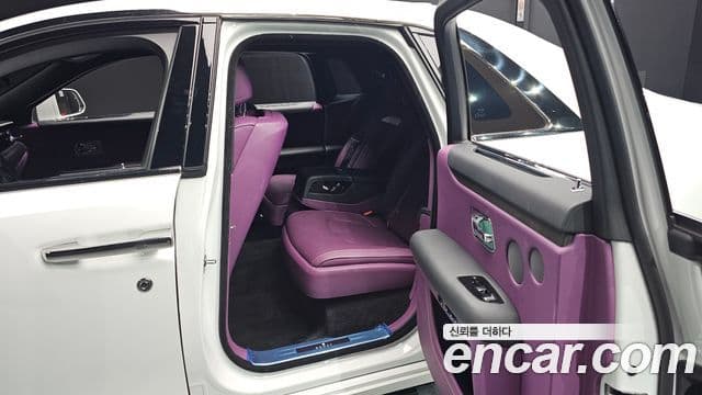 Rolls-Royce 고스트 2세대, 2021 12
