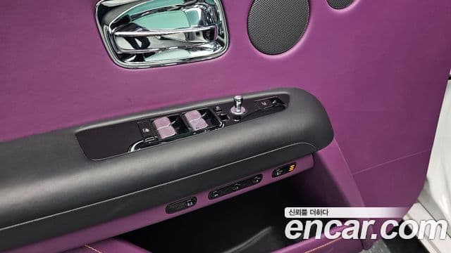 Rolls-Royce 고스트 2세대, 2021 17