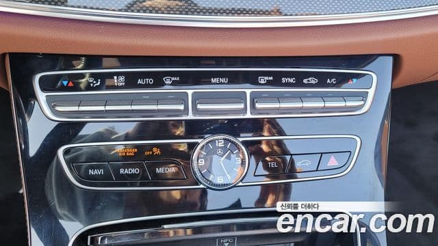 Mercedes-Benz E-класс W213 E450 4MATIC кабриолет, 2020 16