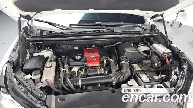 Lexus NX300 F-Sport, 2020 6