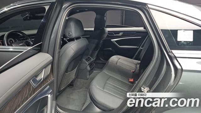 Audi A6 (C8) Premium, 2022 12