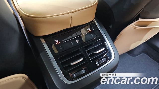 Volvo XC60 2세대 B5 Ultimate Bright, 2024 19