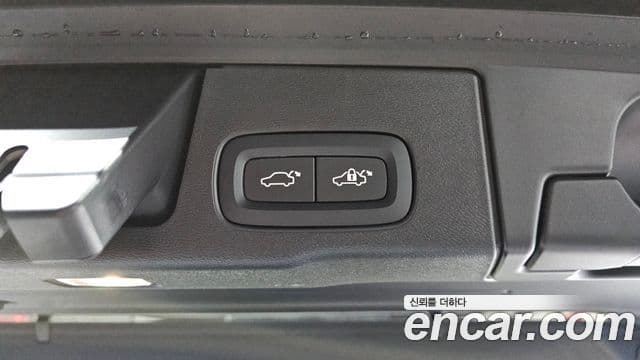 Volvo XC60 2세대 B5 Ultimate Bright, 2024 20