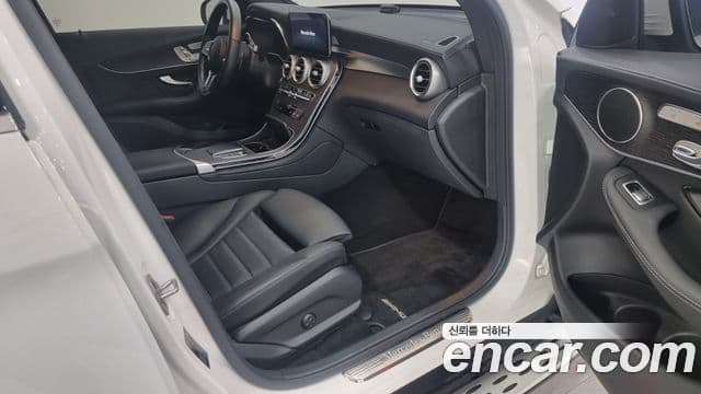 Mercedes-Benz GLC-класс X253 GLC300 4MATIC купе, 2023 10