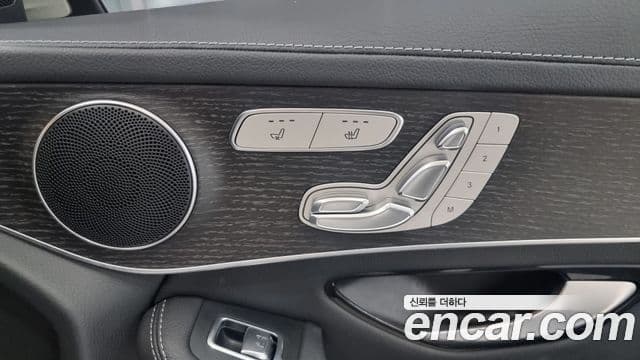 Mercedes-Benz GLC-класс X253 GLC300 4MATIC купе, 2023 14