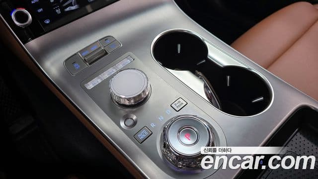 Genesis GV70, 2025 9