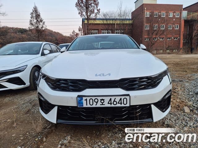 Kia The / новый New K5 3세대 Trendy, 2026 1
