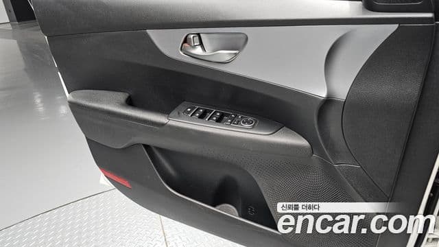 Kia The / новый New K3 2세대 Trendy, 2022 14