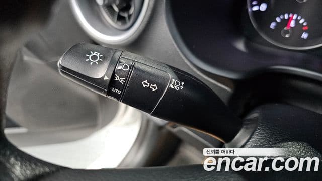 Kia The / новый New K3 2세대 Trendy, 2022 18