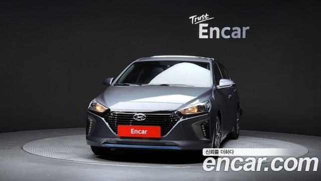 Hyundai Ioniq гибрид, 2016 3