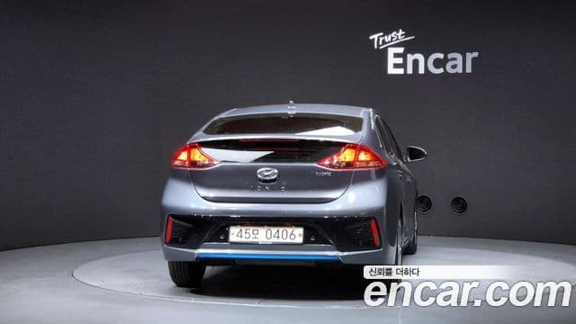 Hyundai Ioniq гибрид, 2016 4
