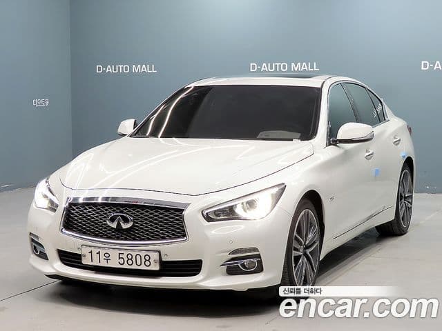 Infiniti Q50 Premium, 2015 1