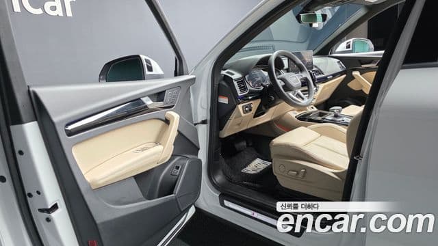 Audi Q5 (FY) Premium, 2024 10