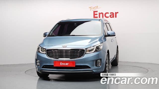 Kia All New Carnival Luxury, 2015 3
